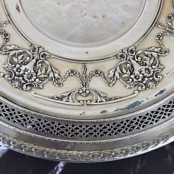 Vintage International Silver Co 42181 Ornate Round Pierced Serving Tray - Picture 2 of 8